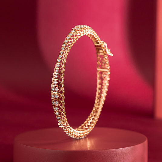 Emi Spread Diamond Bangle